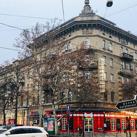 2 Bedroom On Deribasovskaya Str. Odessa Dış mekan fotoğraf