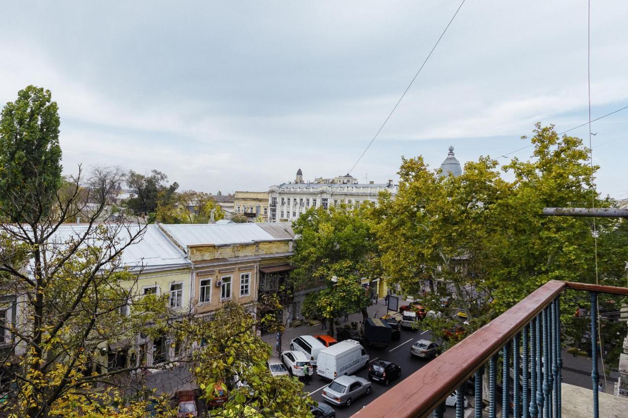 2 Bedroom On Deribasovskaya Str. Odessa Dış mekan fotoğraf