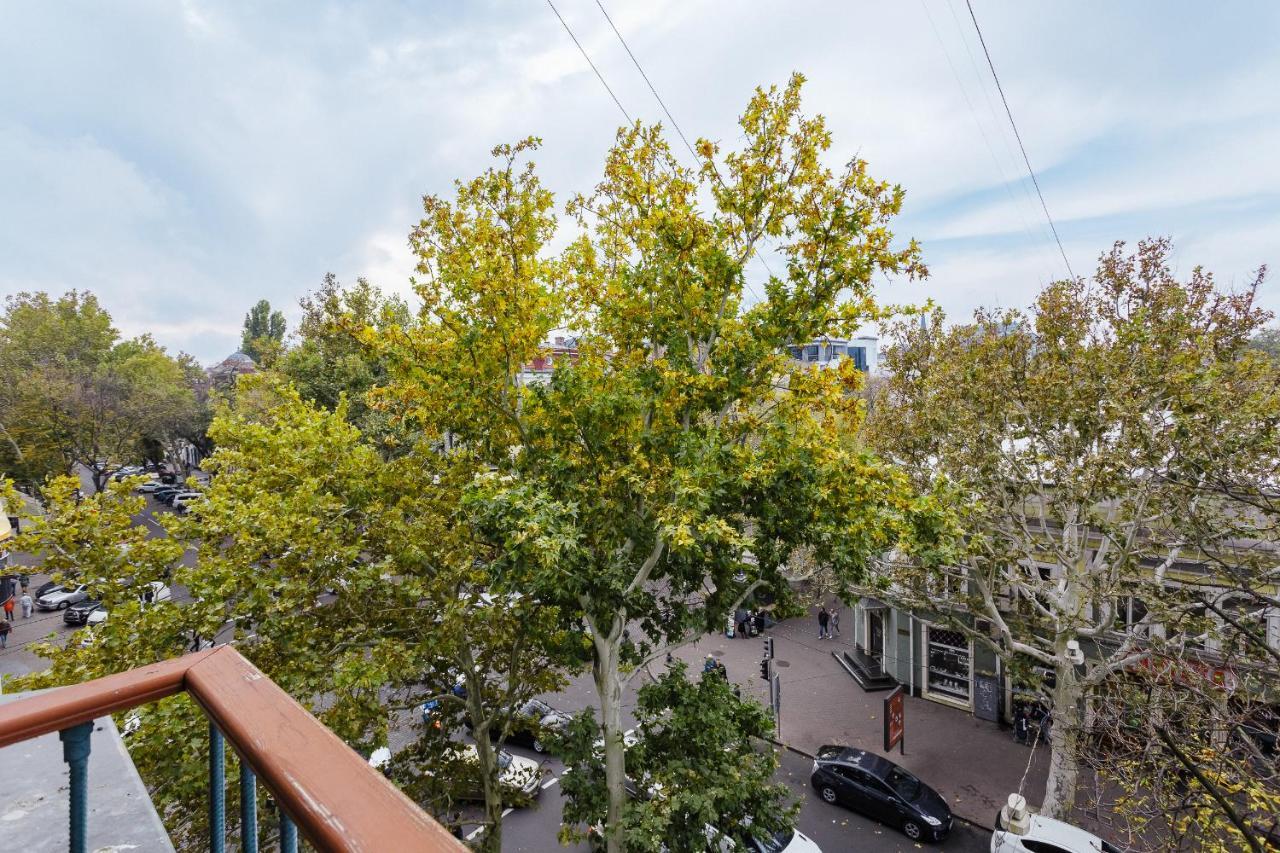 2 Bedroom On Deribasovskaya Str. Odessa Dış mekan fotoğraf