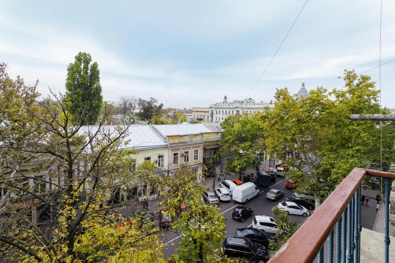 2 Bedroom On Deribasovskaya Str. Odessa Dış mekan fotoğraf